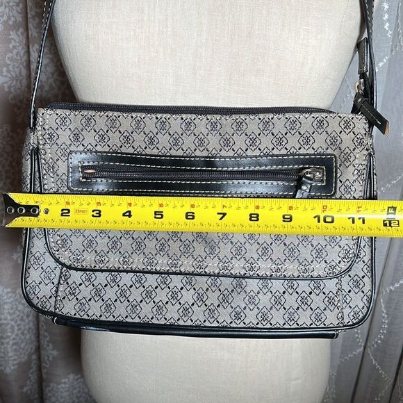 VINTAGE Villager by Liz Claiborne Shoulder Bag – Monogram Print - Picture 12 of 13